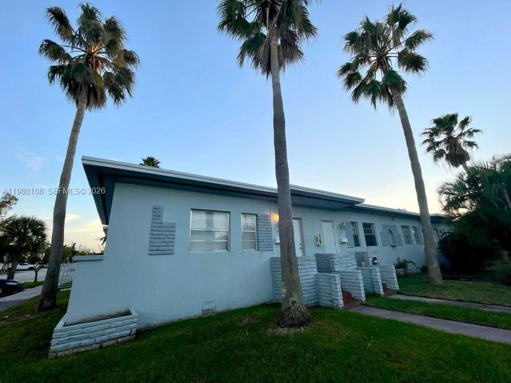 1900 Calais Dr #1904