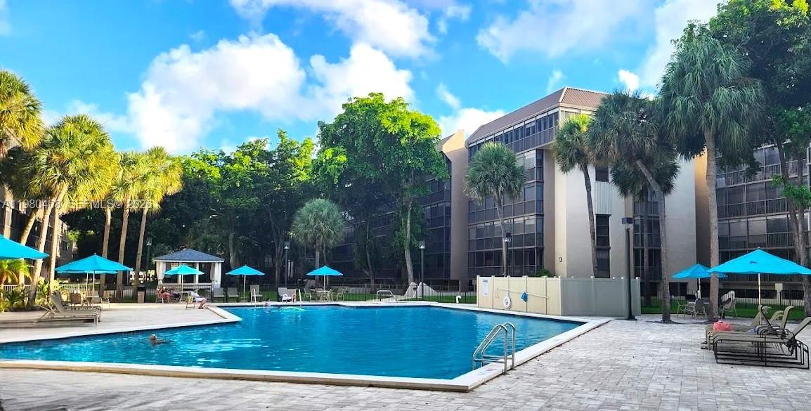 2802 N 46th Ave #521B Hollywood, FL 33021