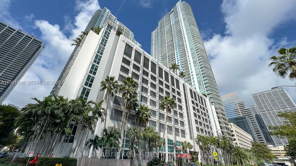 image The Plaza on Brickell East25