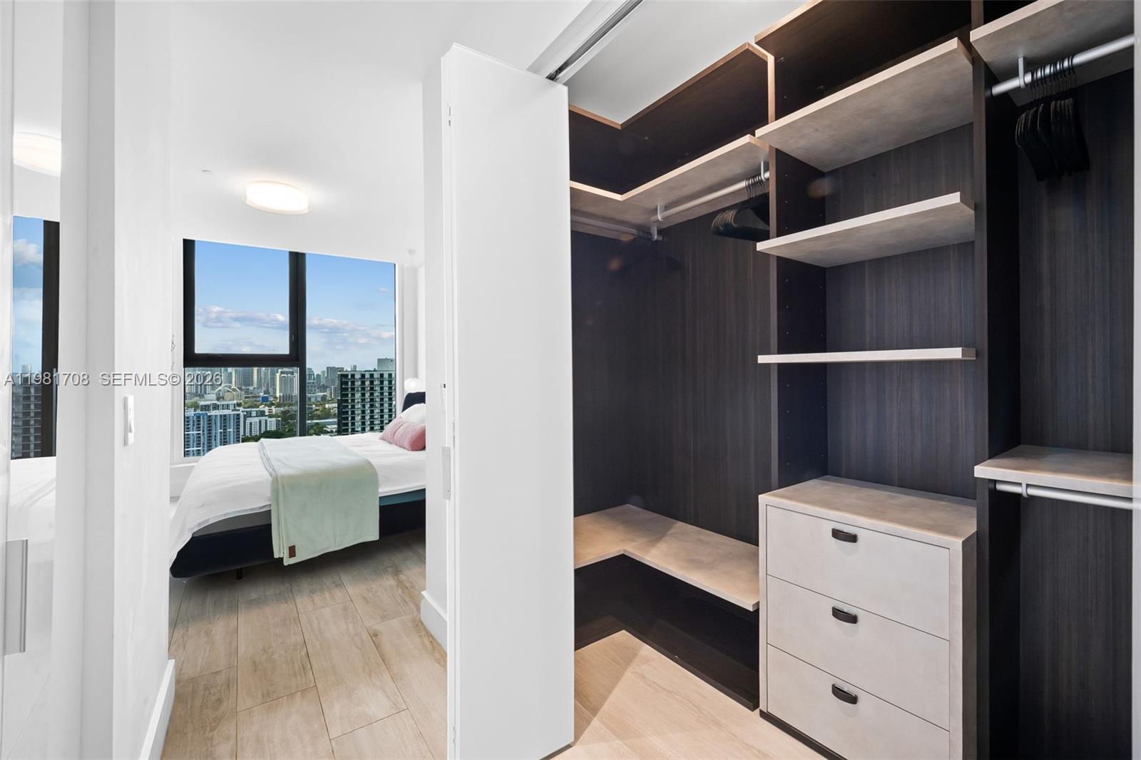 121 NE 34th St #PH3204 Miami, FL 33137