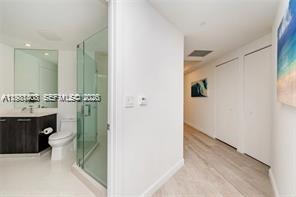 45 SW 9th St #1701 Miami, FL 33130