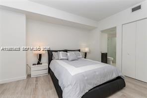 45 SW 9th St #1701 Miami, FL 33130