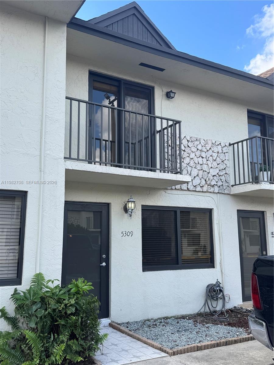 5309 W 22nd Ct #5309