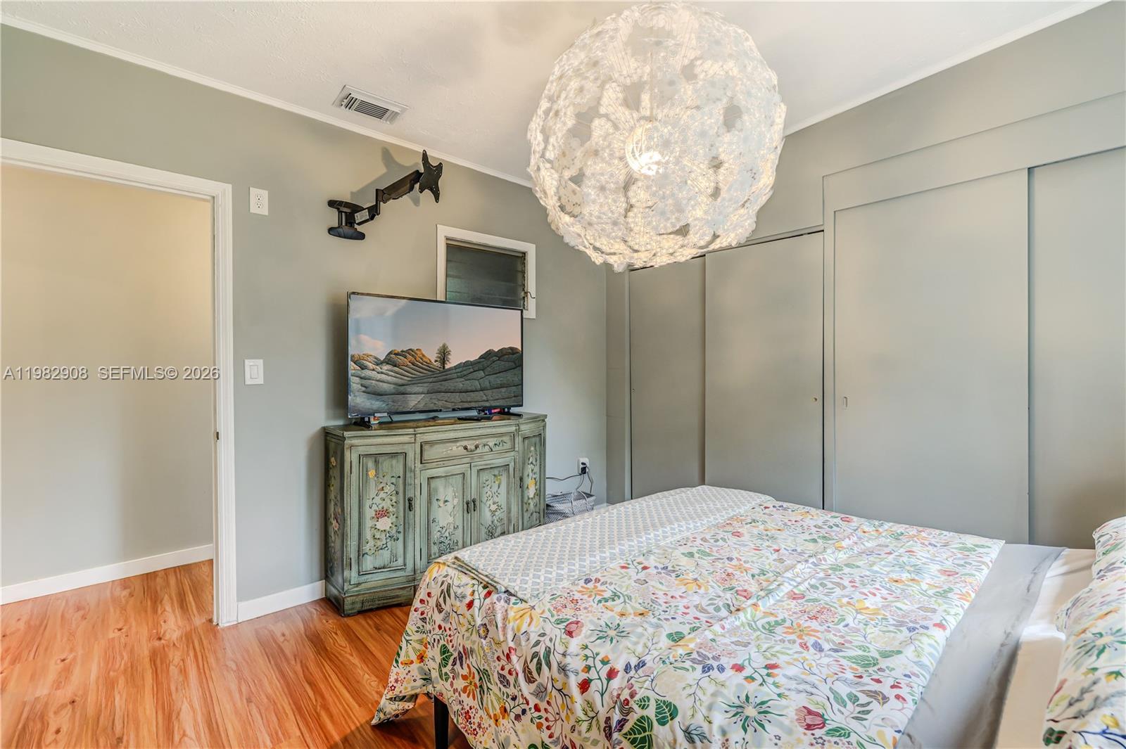 12955 NE 11th Ave North Miami, FL 33161