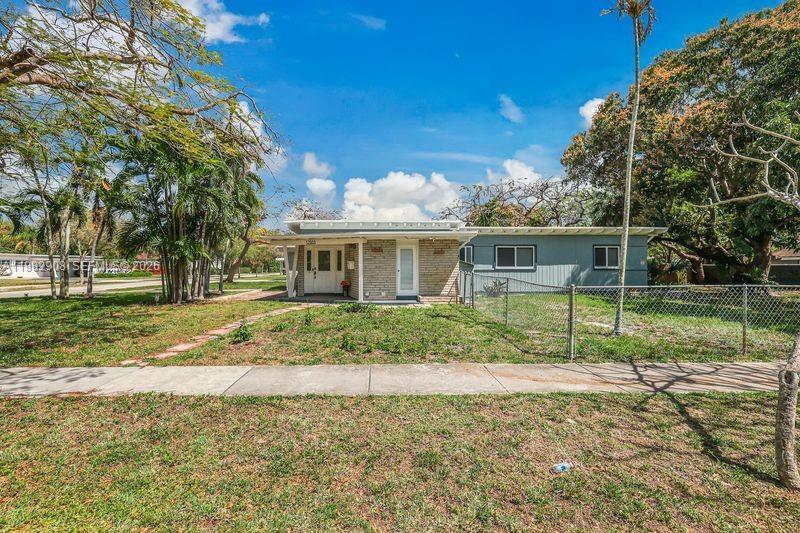 12955 NE 11th Ave North Miami, FL 33161