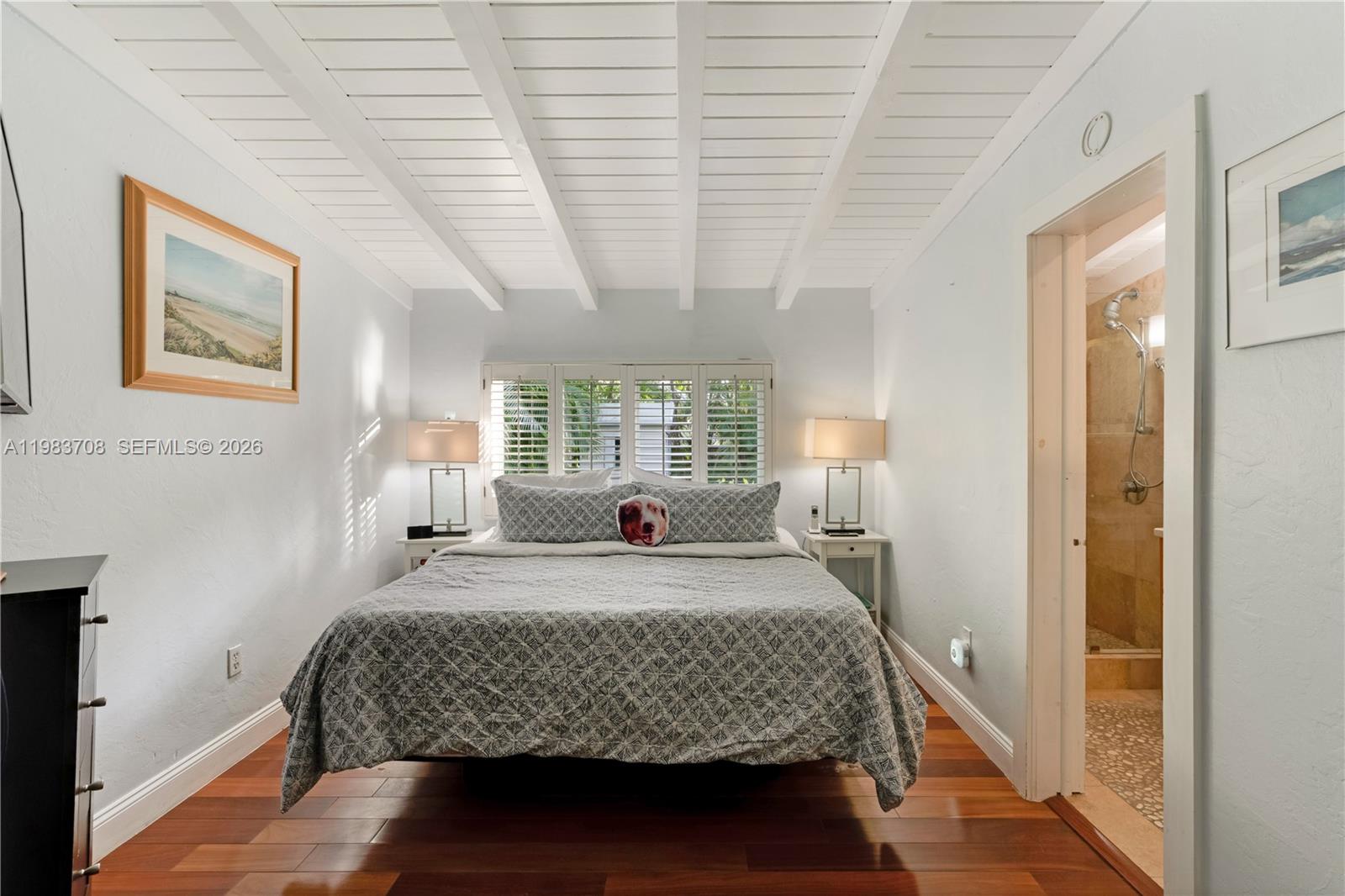 310 Greenwood Dr Key Biscayne, FL 33149