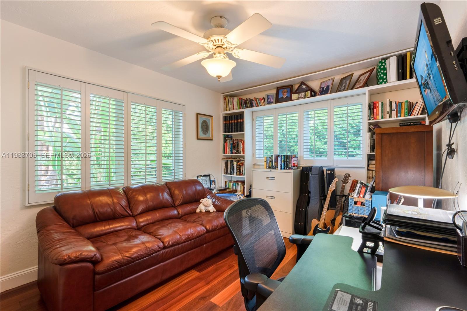 310 Greenwood Dr Key Biscayne, FL 33149