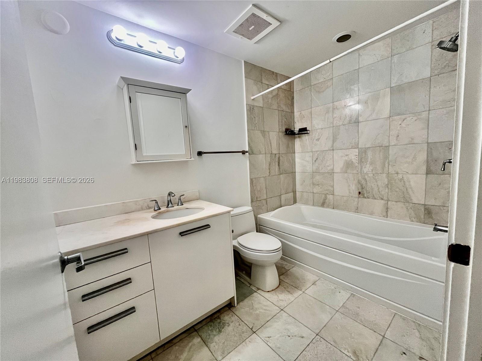 image 1060 Brickell - 105015