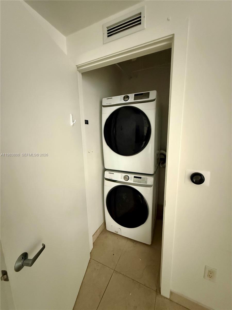 image 1060 Brickell - 105016