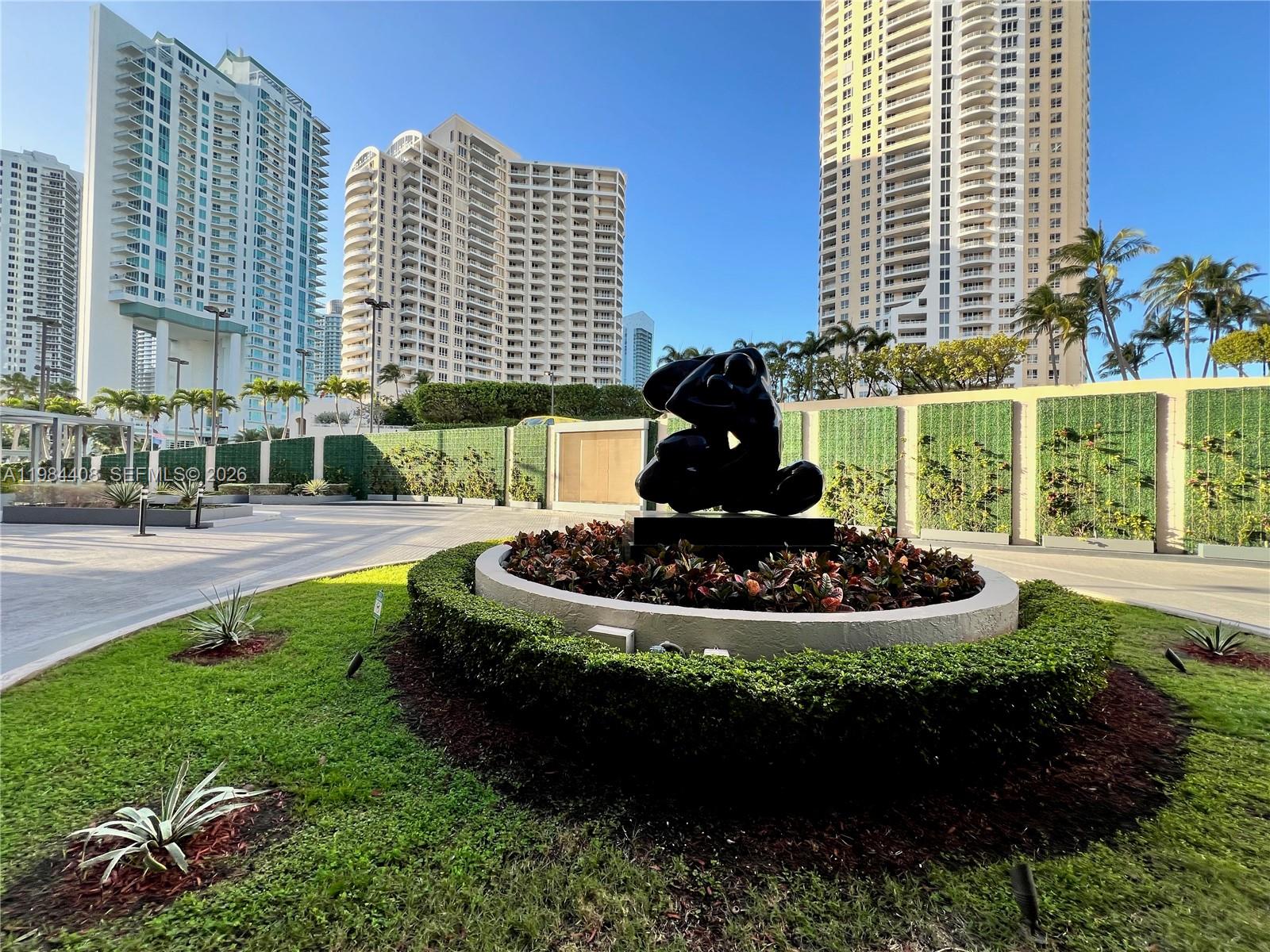 540 Brickell Key Dr #202 Miami, FL 33131