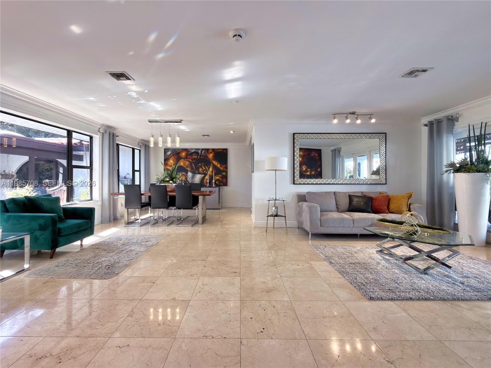 7925 SW 124th St Pinecrest, FL 33156