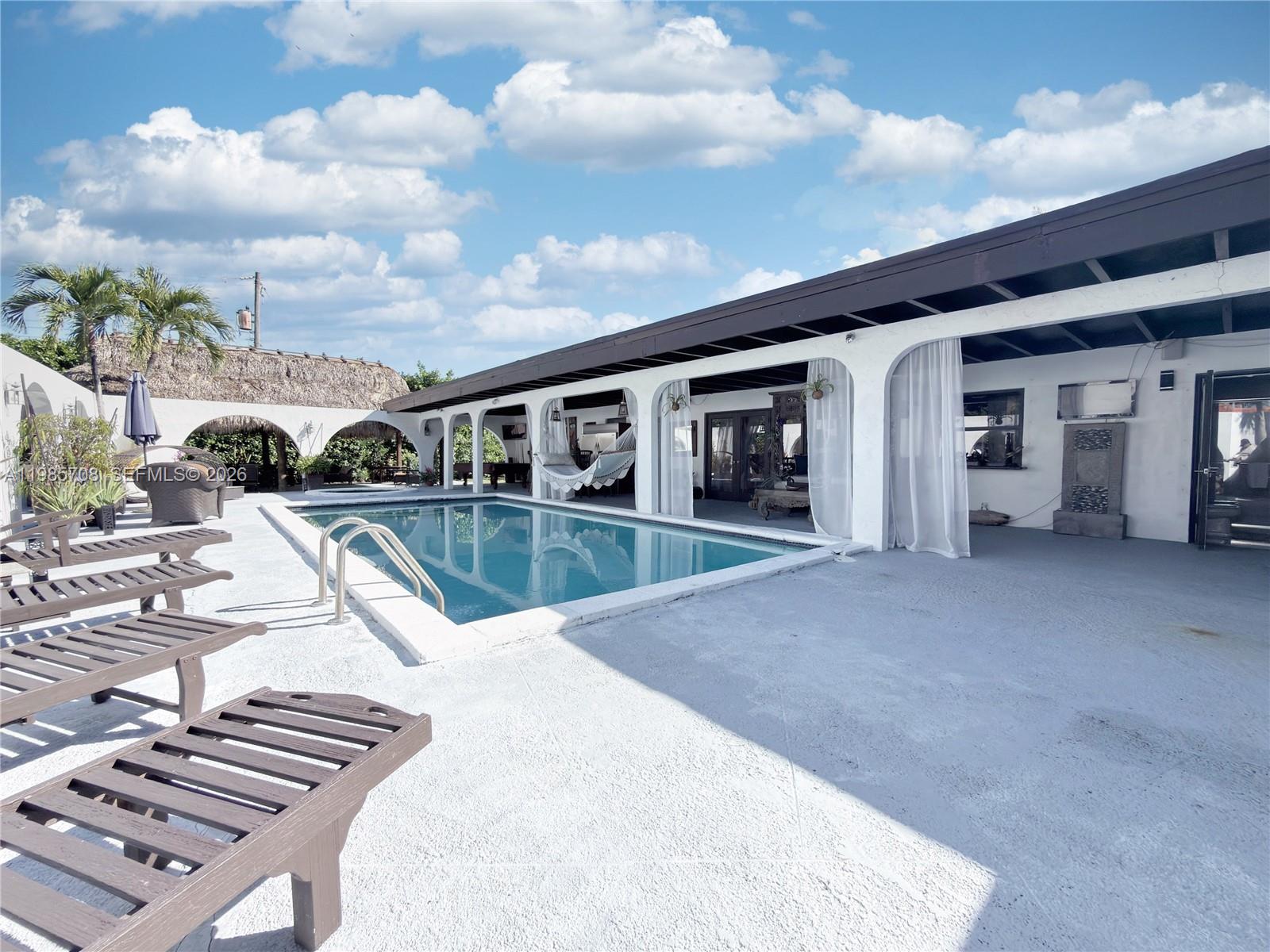 7925 SW 124th St Pinecrest, FL 33156