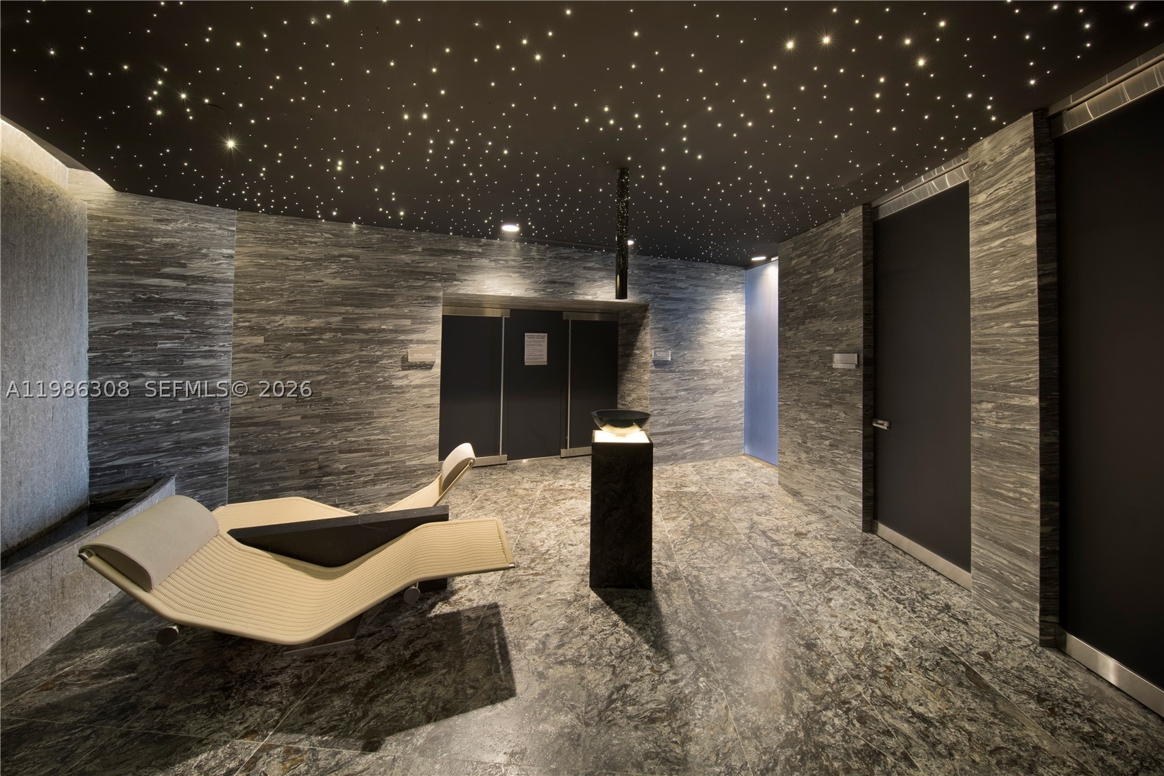 image Porsche Design Tower53