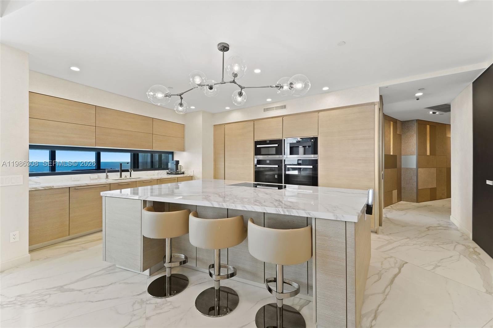 18555 Collins Ave #2201 Sunny Isles Beach, FL 33160