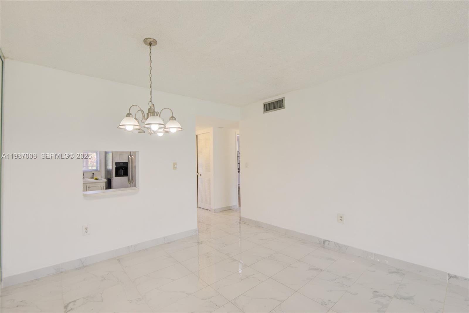 8951 Sunrise Lks Blvd #105 Sunrise, FL 33322