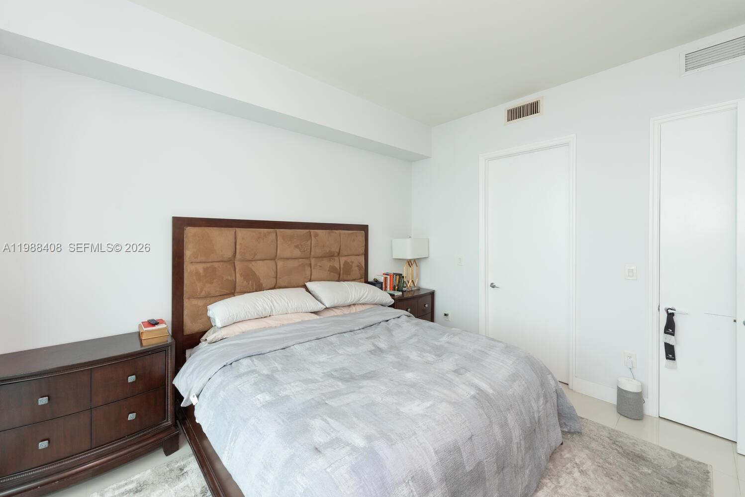 55 SE 6th St #4200 Miami, FL 33131