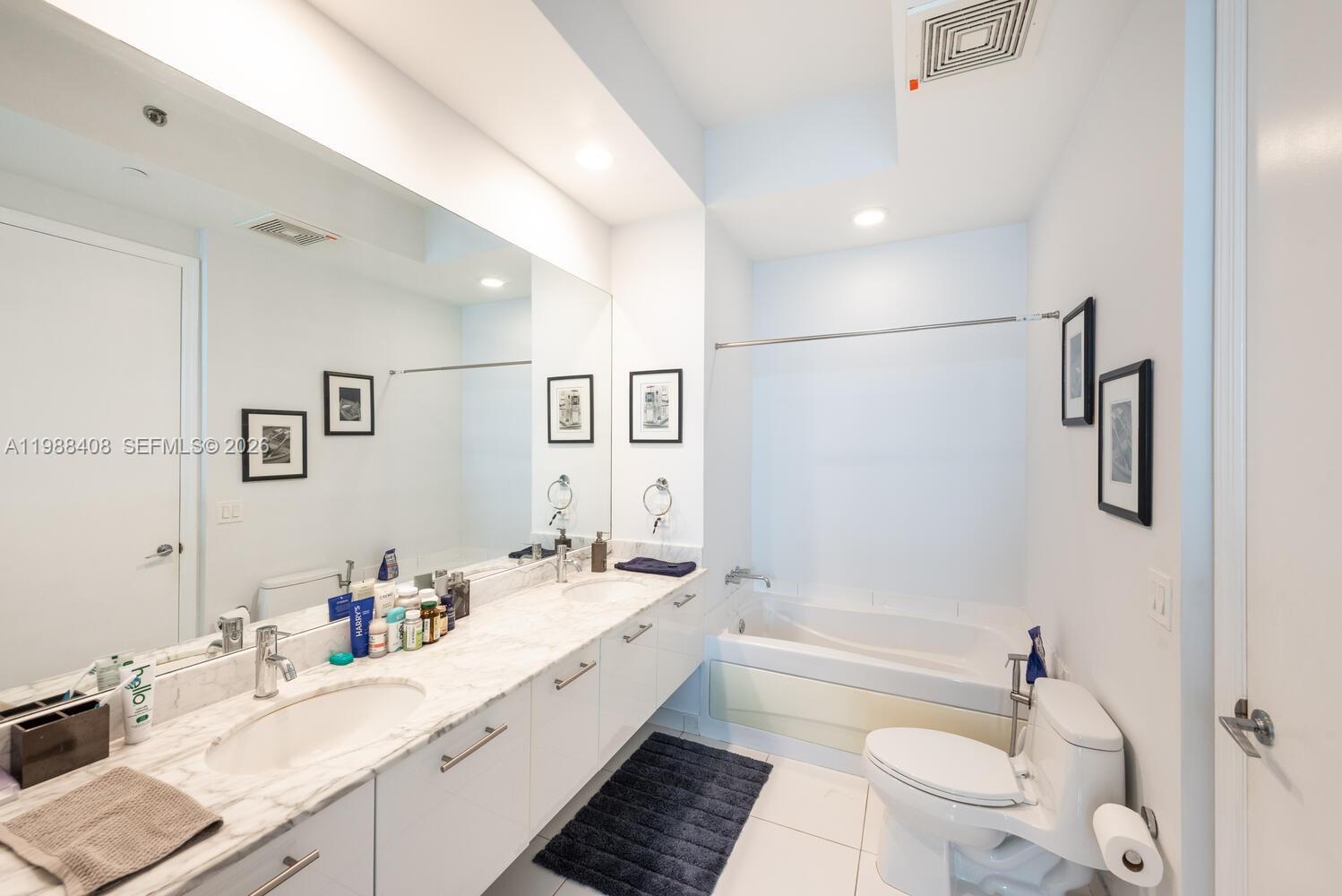 55 SE 6th St #4200 Miami, FL 33131