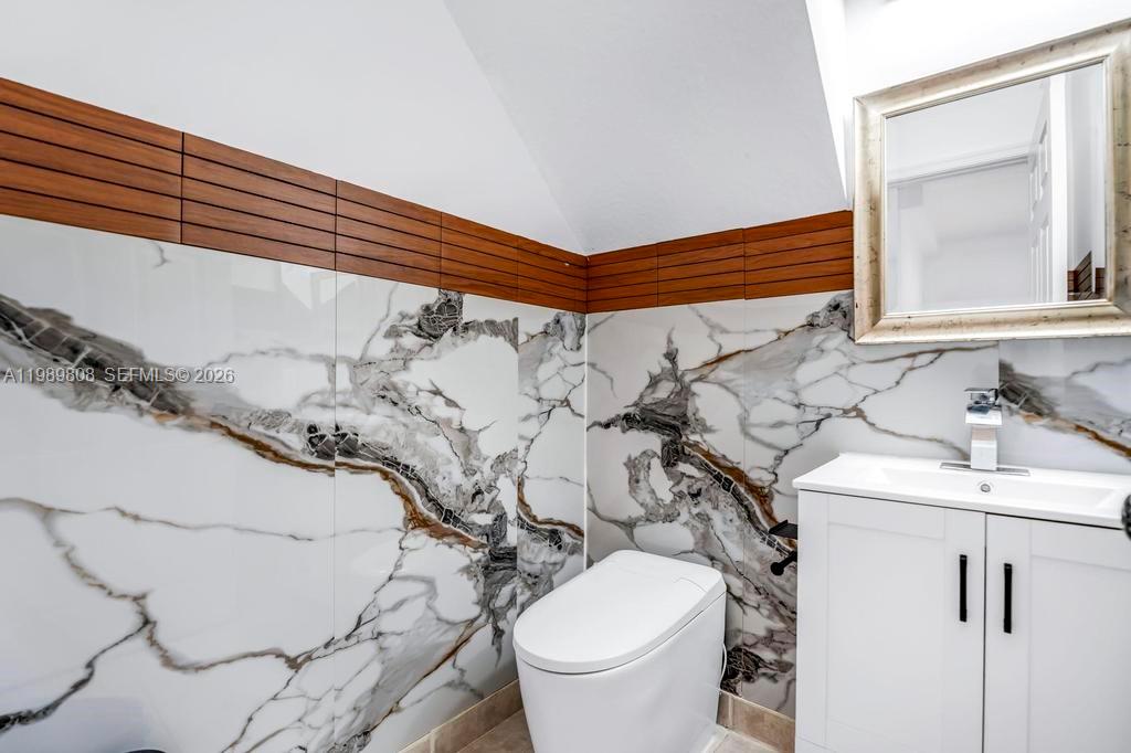 102 Riverwalk Cir Sunrise, FL 33326