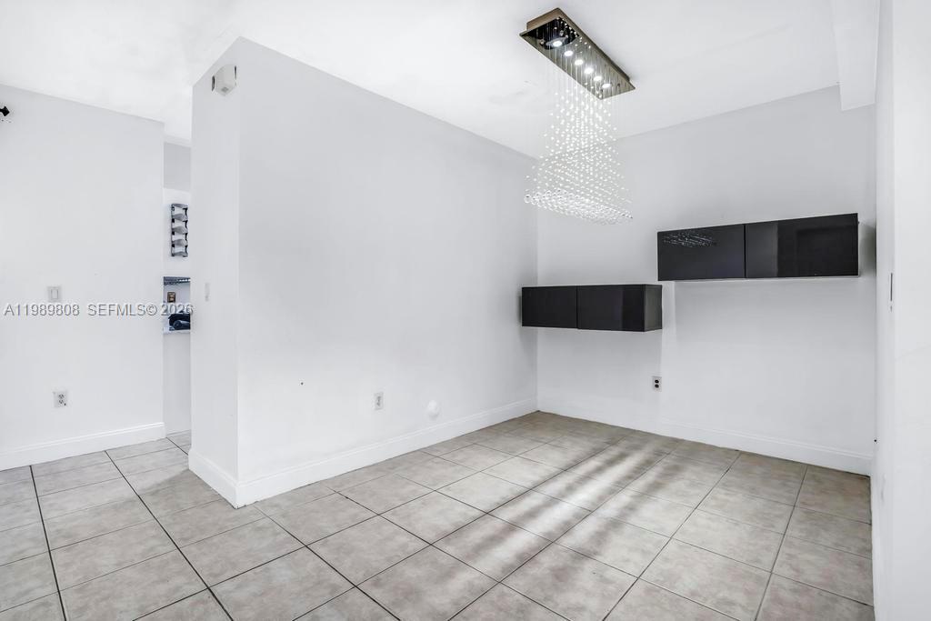 102 Riverwalk Cir Sunrise, FL 33326