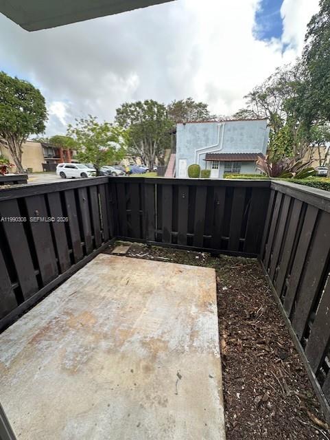 10776 N Kendall Dr #F17 Miami, FL 33176