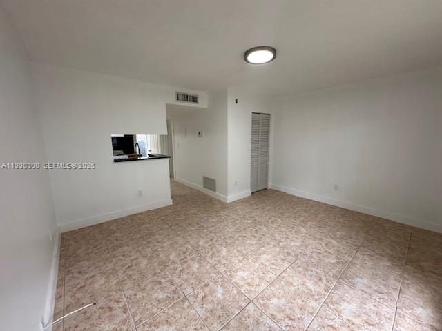 10776 N Kendall Dr #F17 Miami, FL 33176