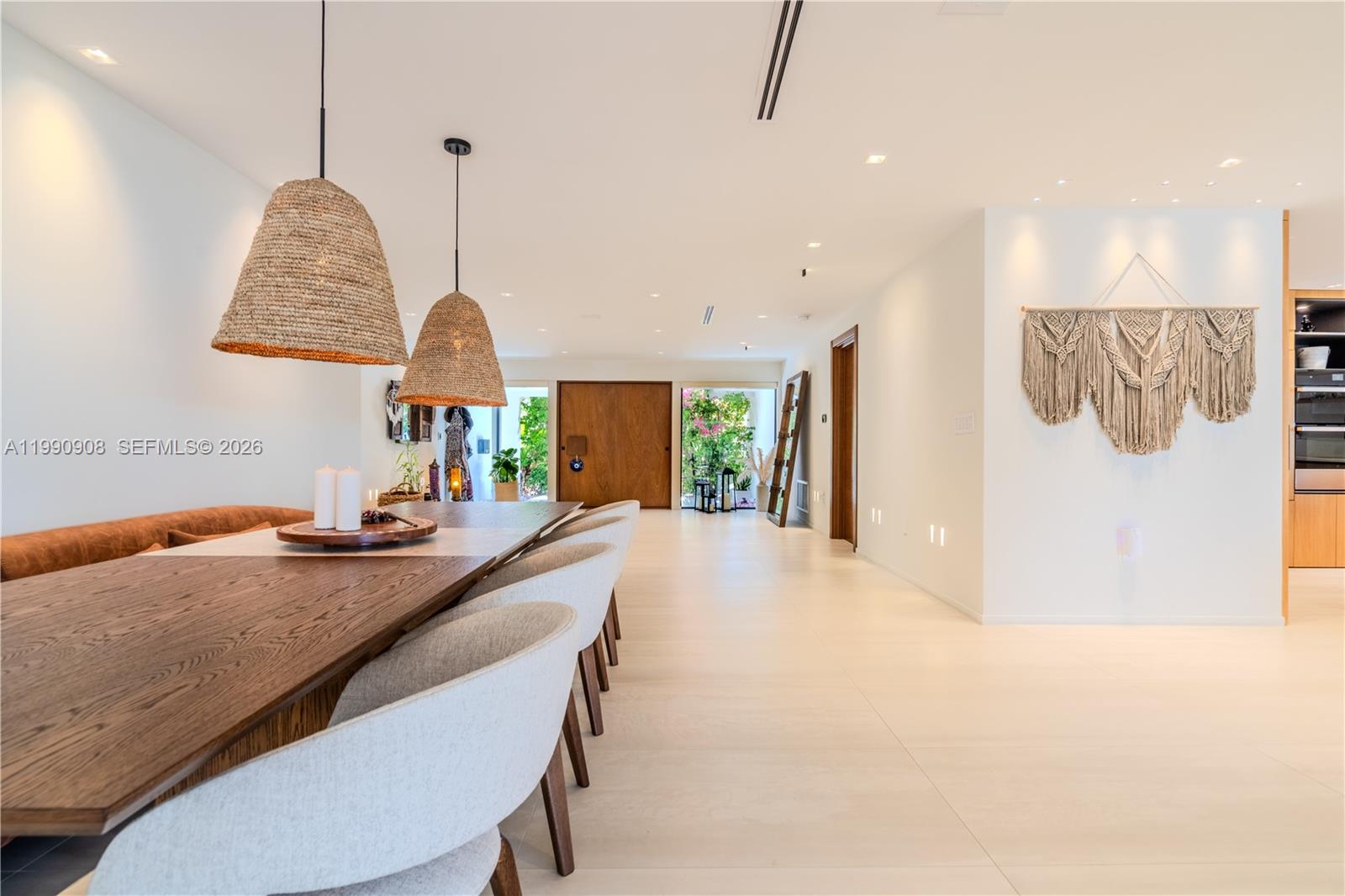 11450 N Bayshore Dr North Miami, FL 33181