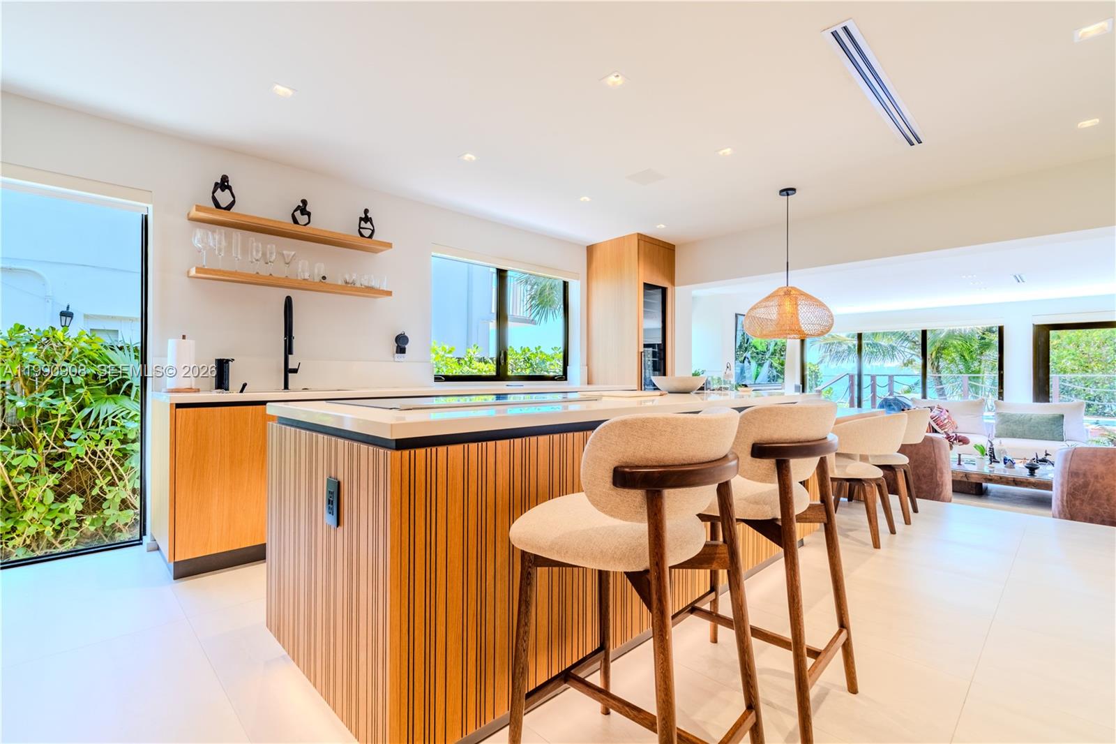 11450 N Bayshore Dr North Miami, FL 33181