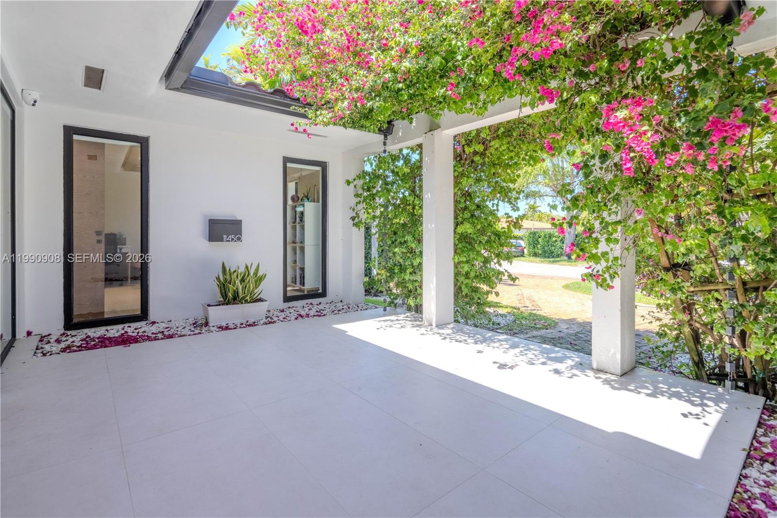 11450 N Bayshore Dr North Miami, FL 33181