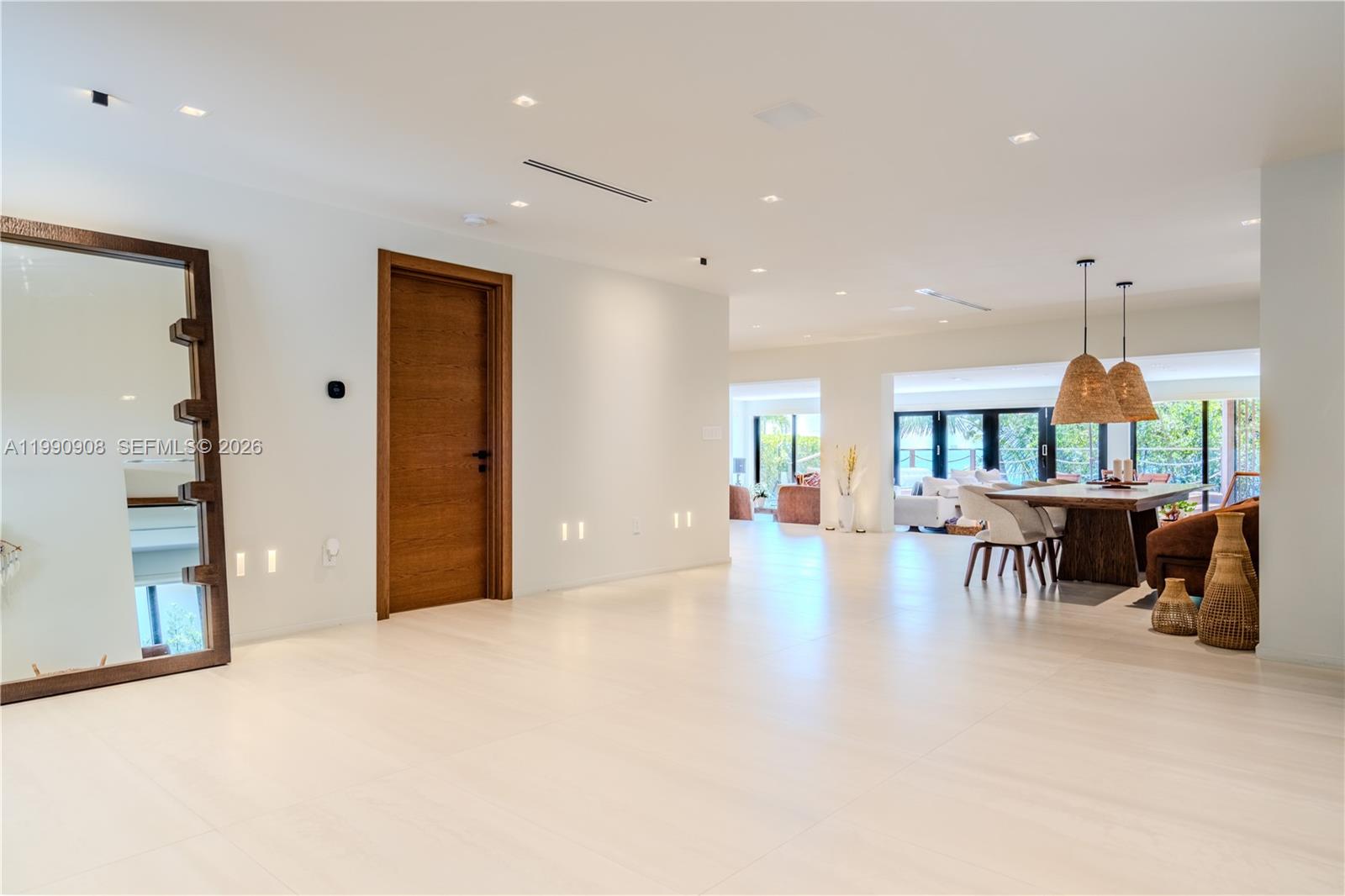 11450 N Bayshore Dr North Miami, FL 33181