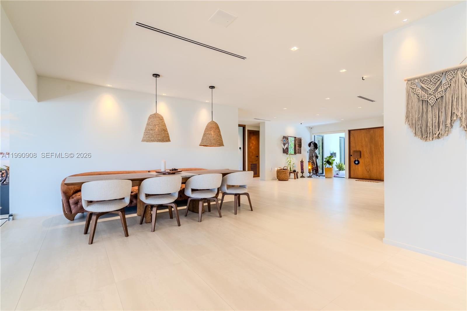 11450 N Bayshore Dr North Miami, FL 33181