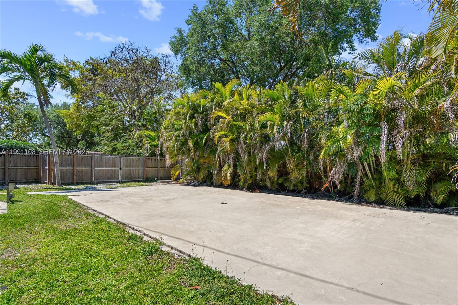 8201 SW 150th Dr Palmetto Bay, FL 33158