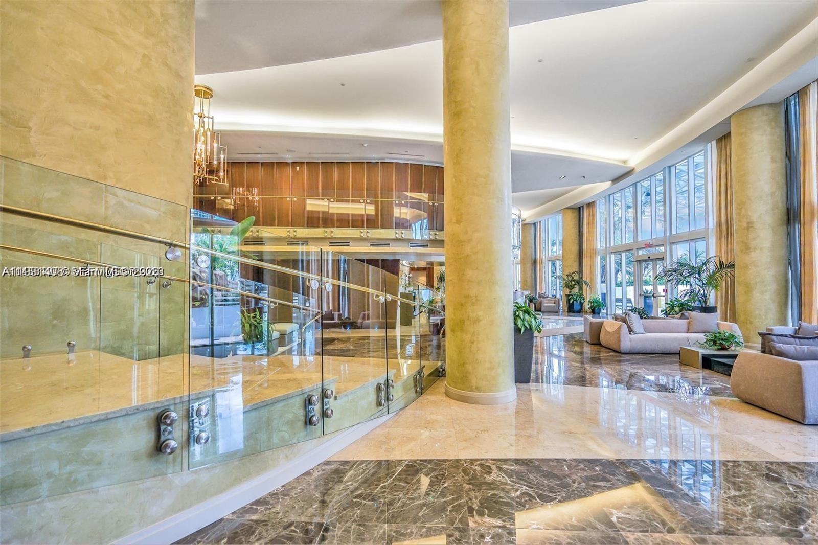 image Trump Palace29