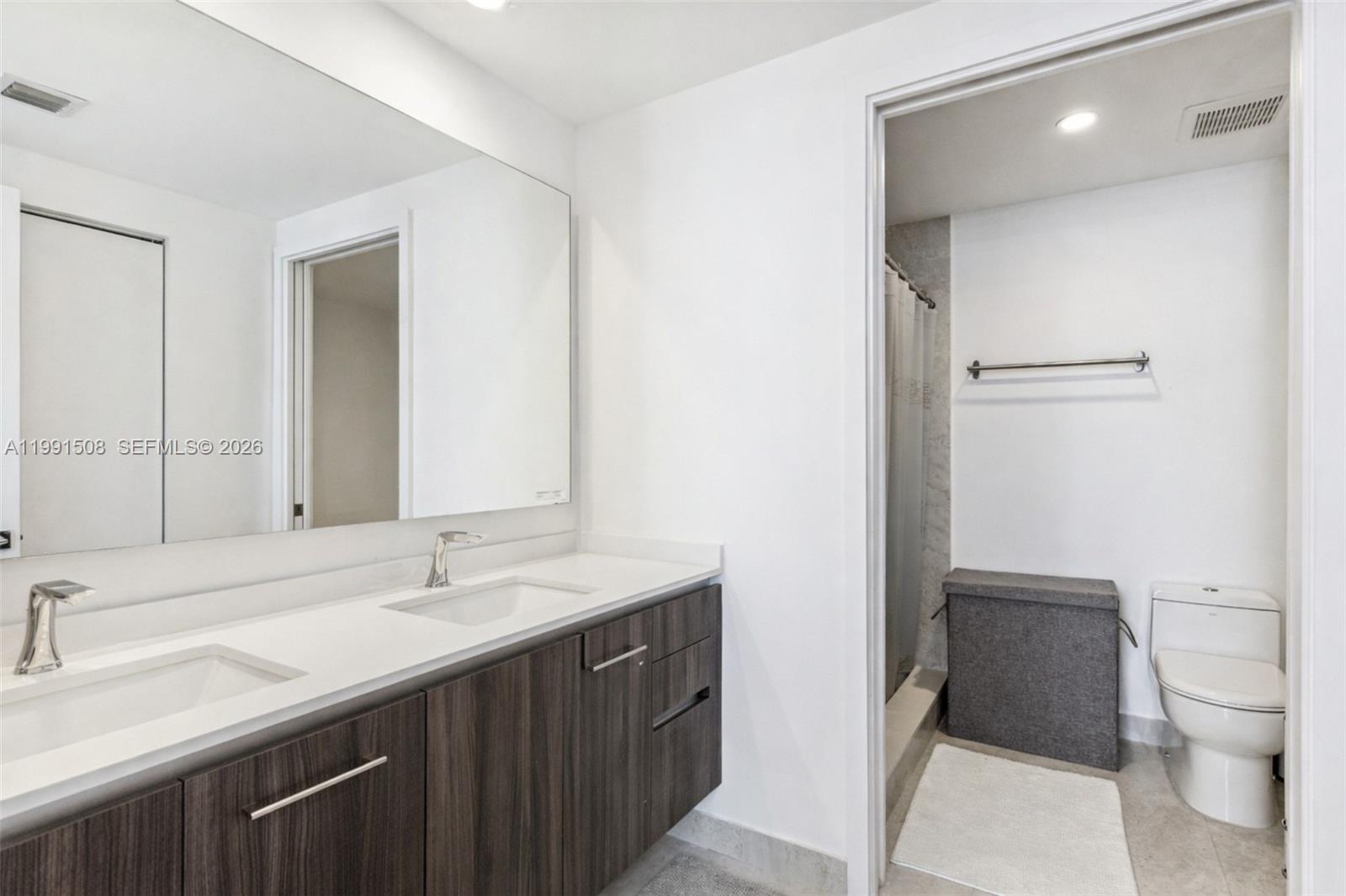 488 NE 18th St #1805 Miami, FL 33132