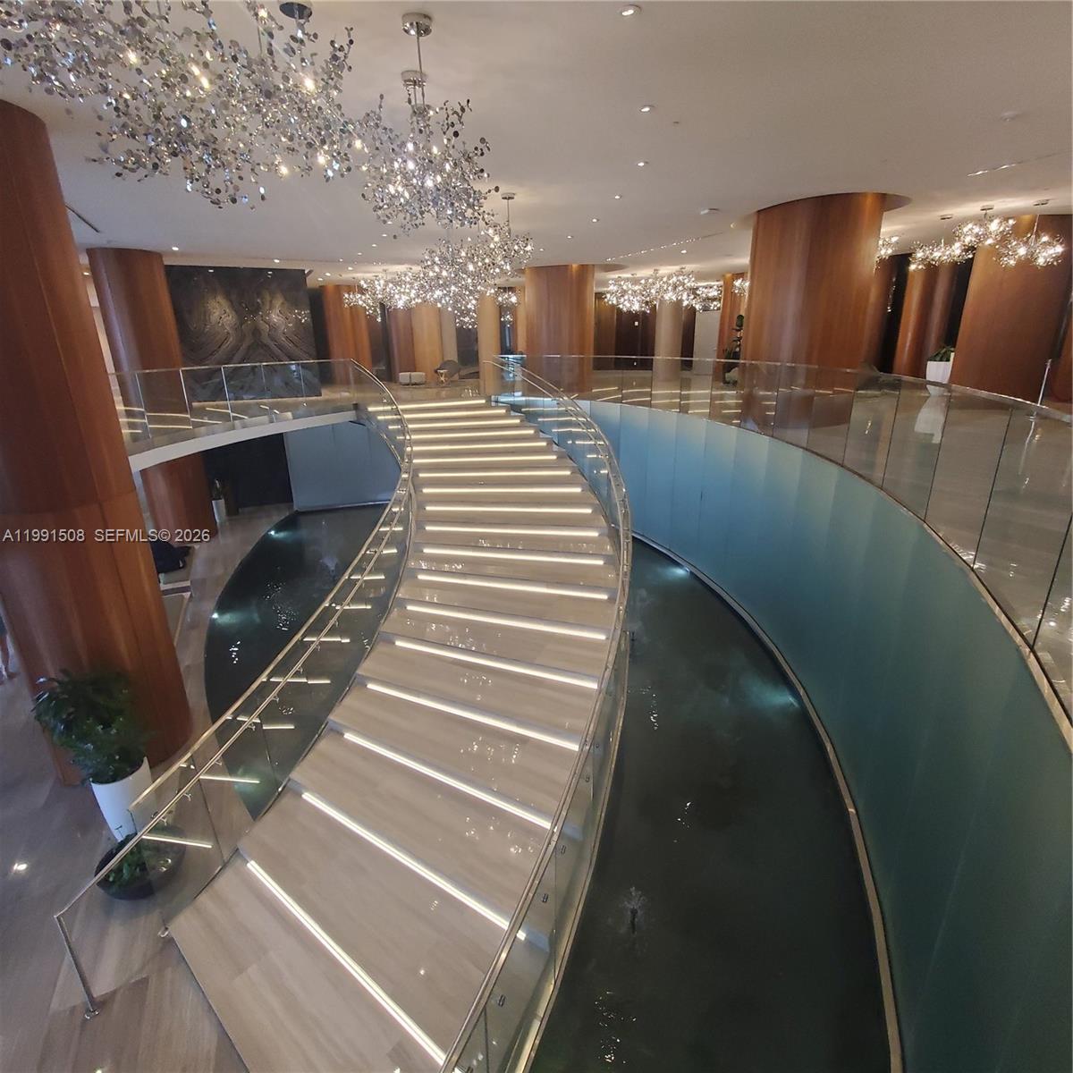 488 NE 18th St #1805 Miami, FL 33132