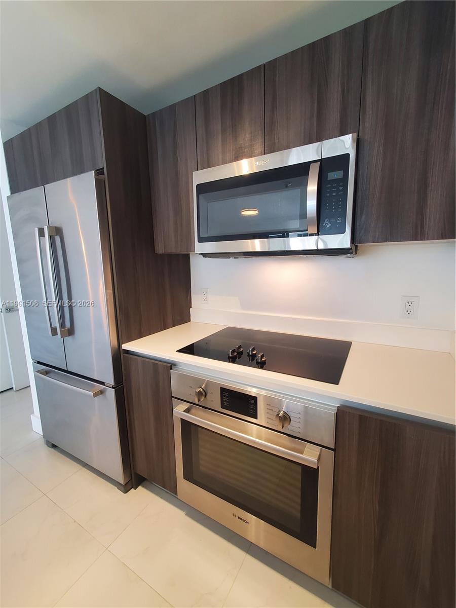 488 NE 18th St #1805 Miami, FL 33132