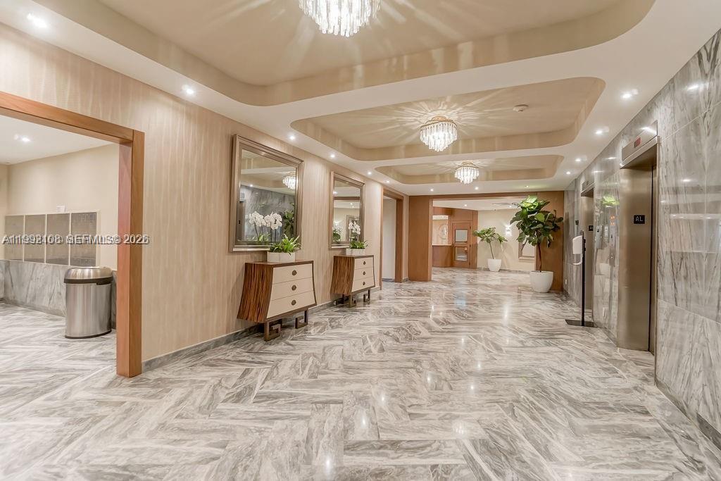 5401 Collins Ave #1514 Miami Beach, FL 33140