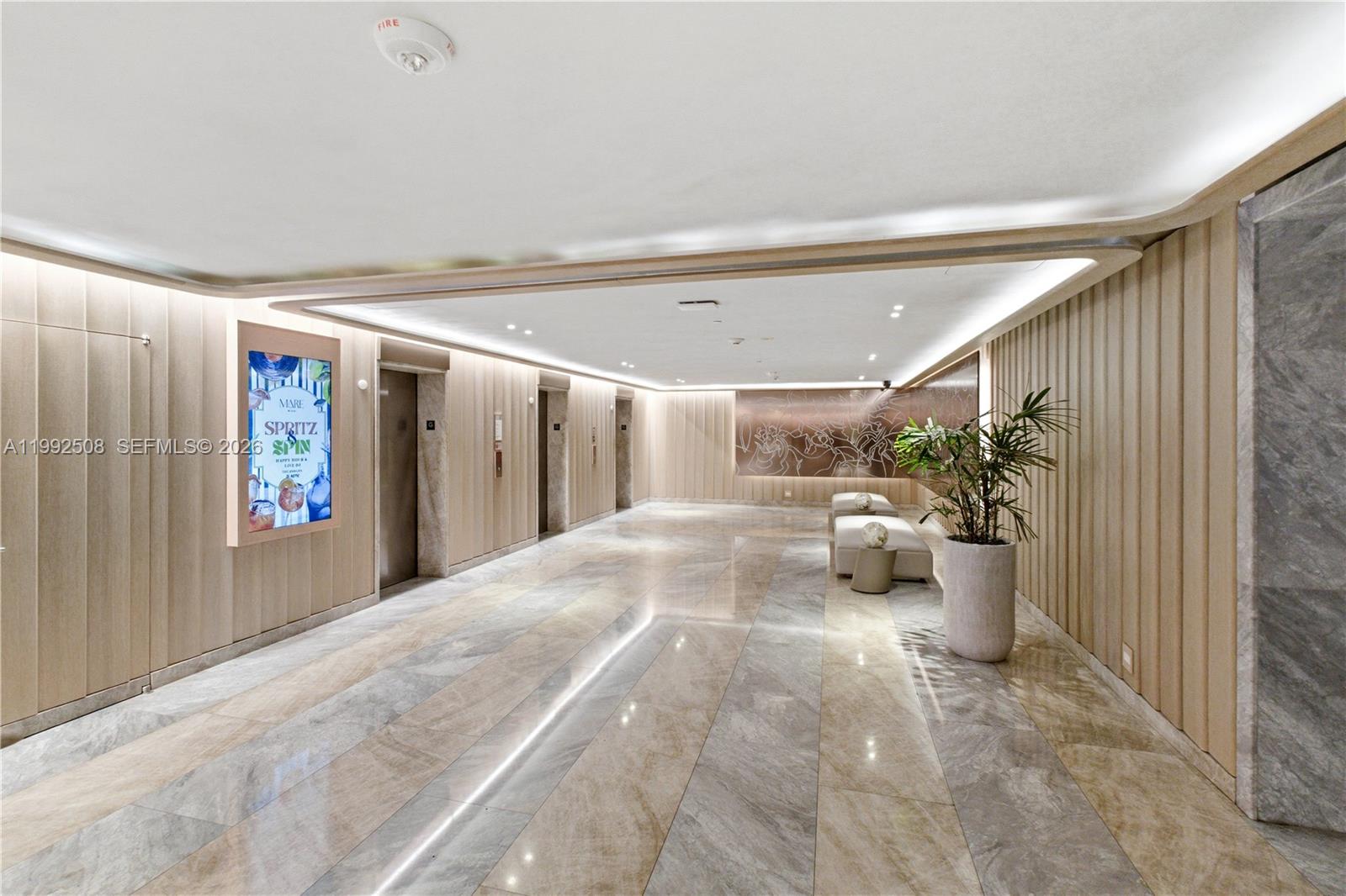 image Brickell Arch26