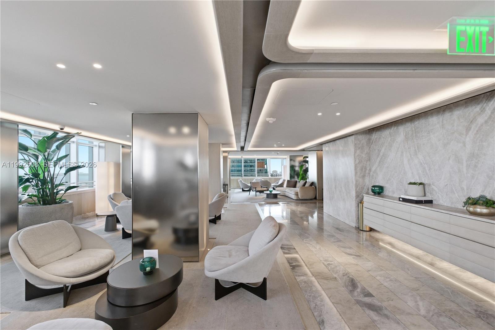 image Brickell Arch28