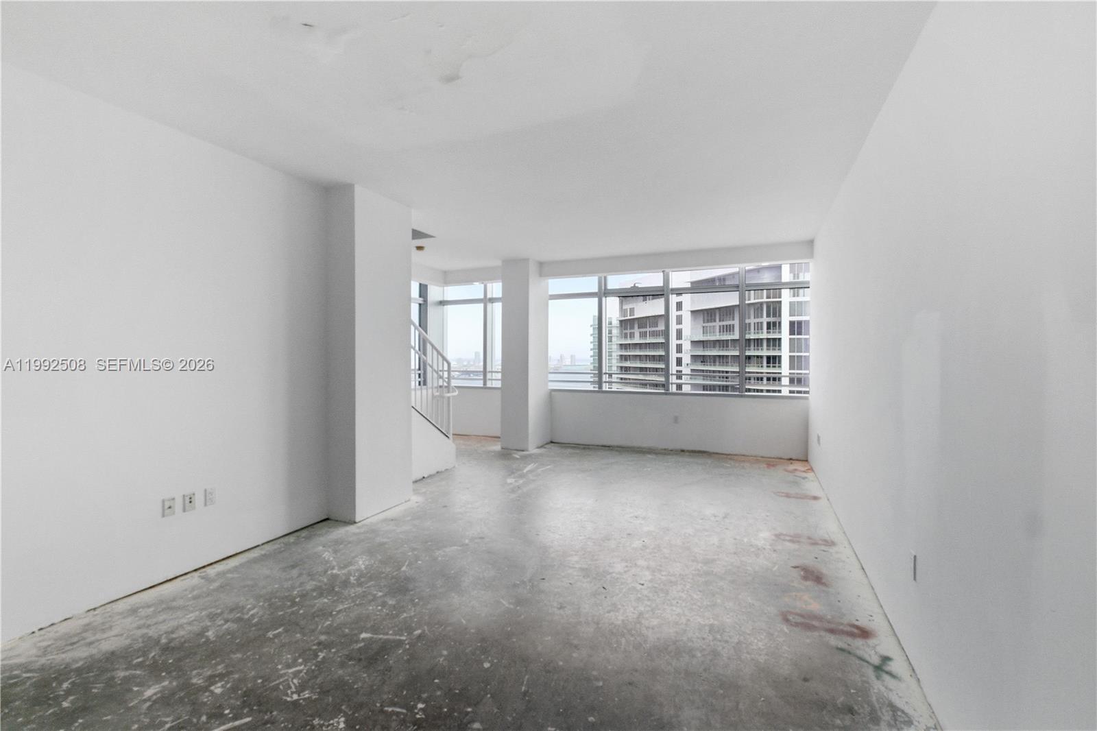 image Brickell Arch7