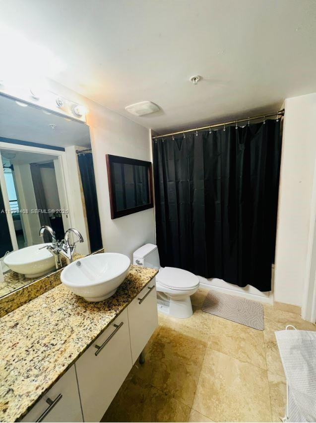 image Brickell on the River South12