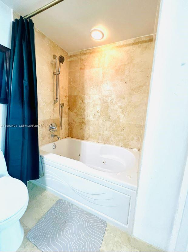 image Brickell on the River South13