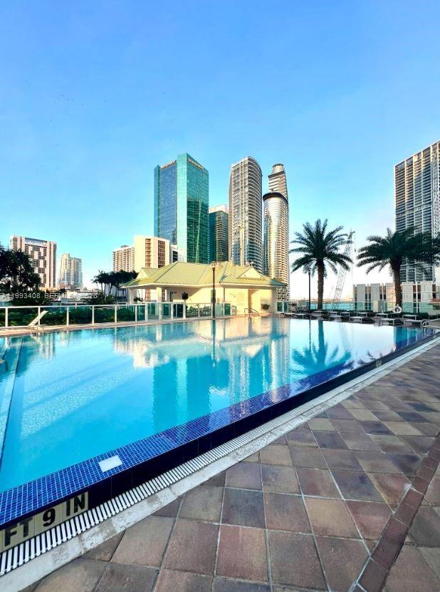 image Brickell on the River South16