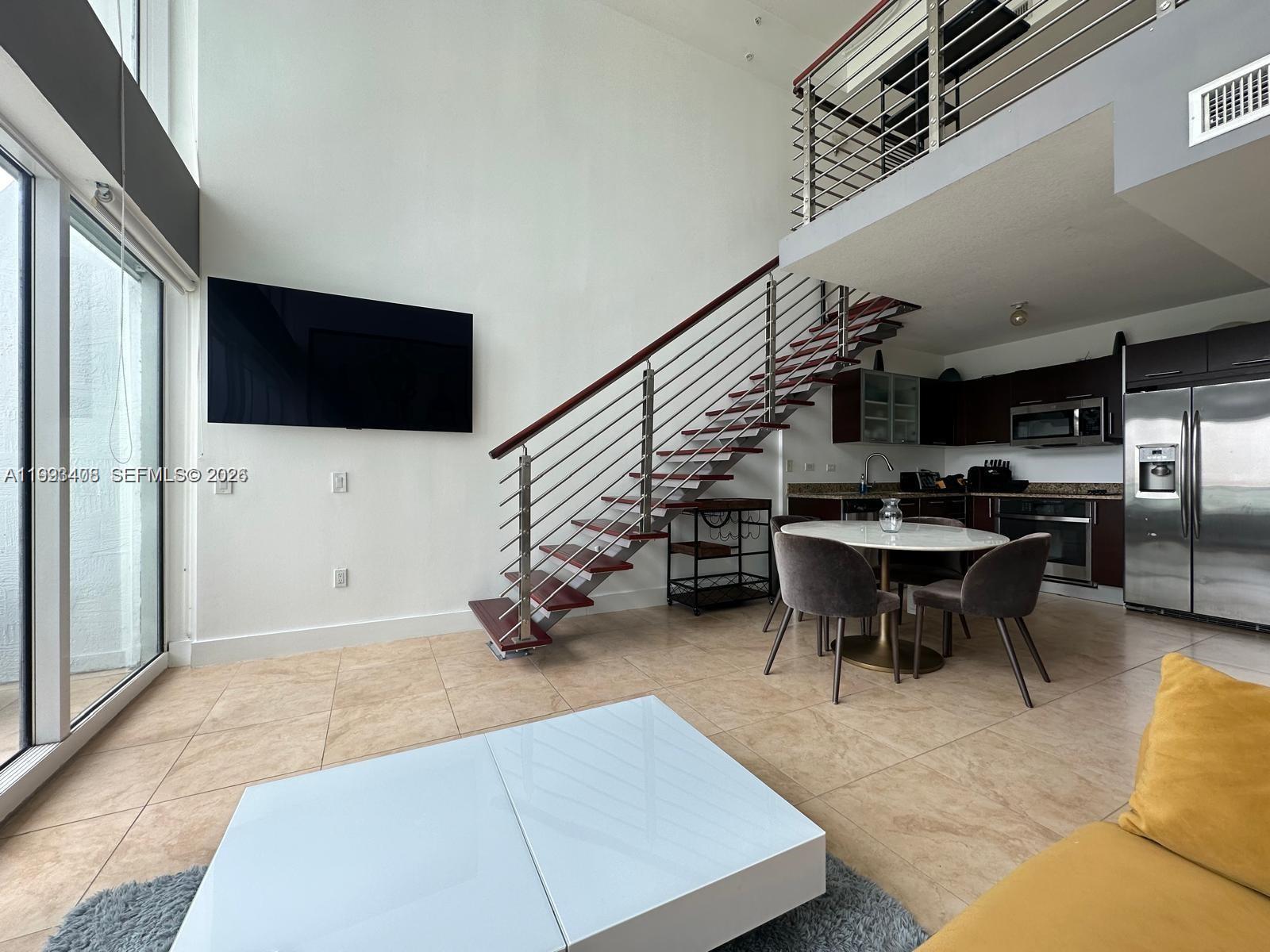 image Brickell on the River South2