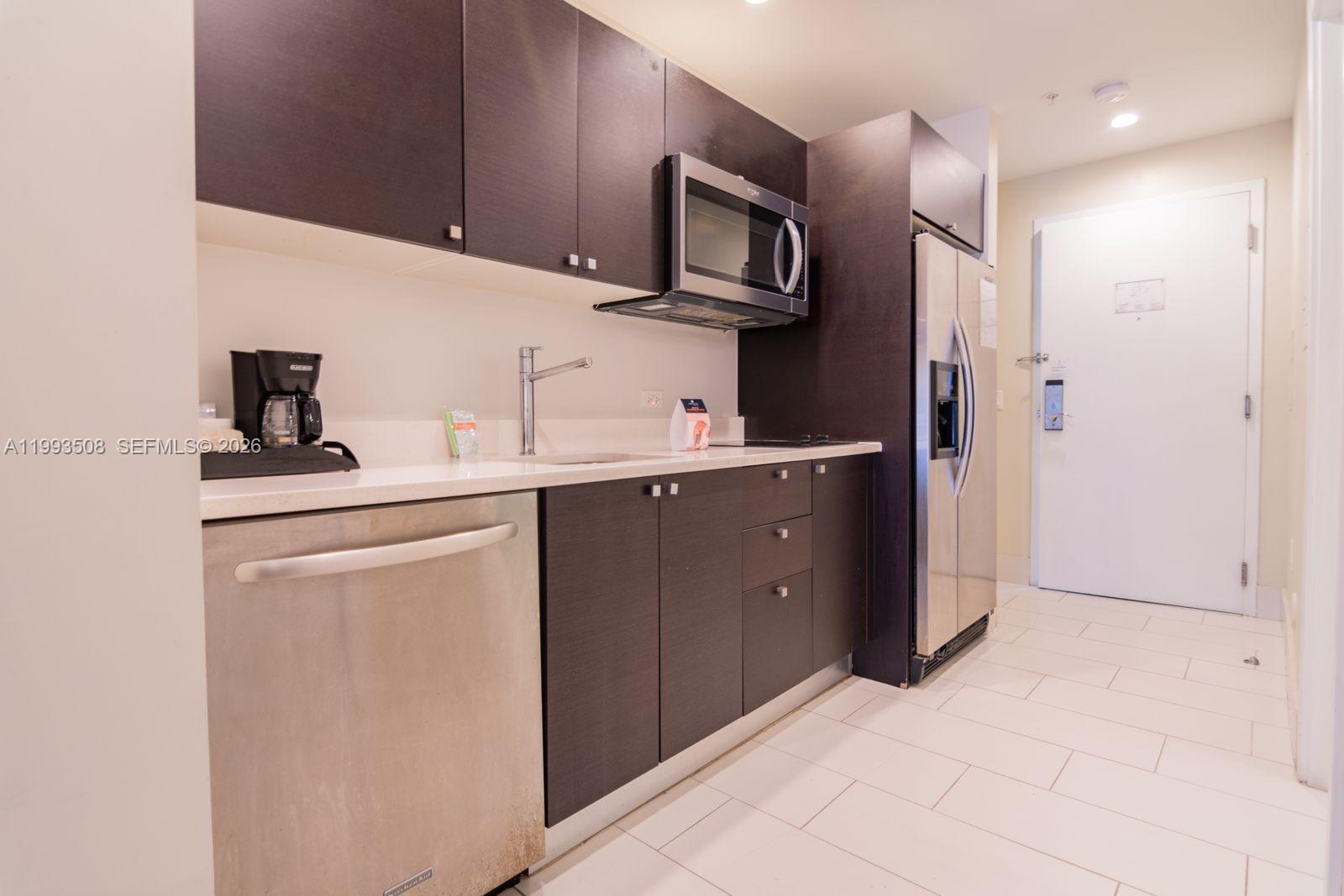 5300 NW 87th Ave #404 Doral, FL 33178