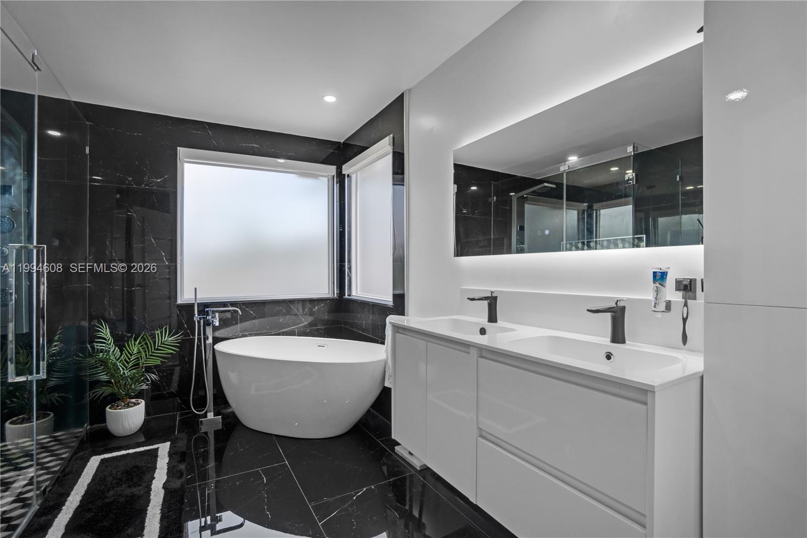 Undisclosed Address Pembroke Pines, FL 33029