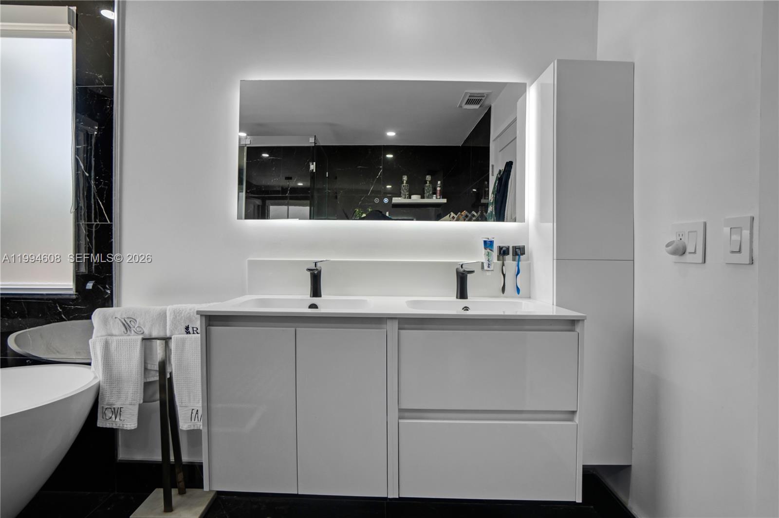 Undisclosed Address Pembroke Pines, FL 33029