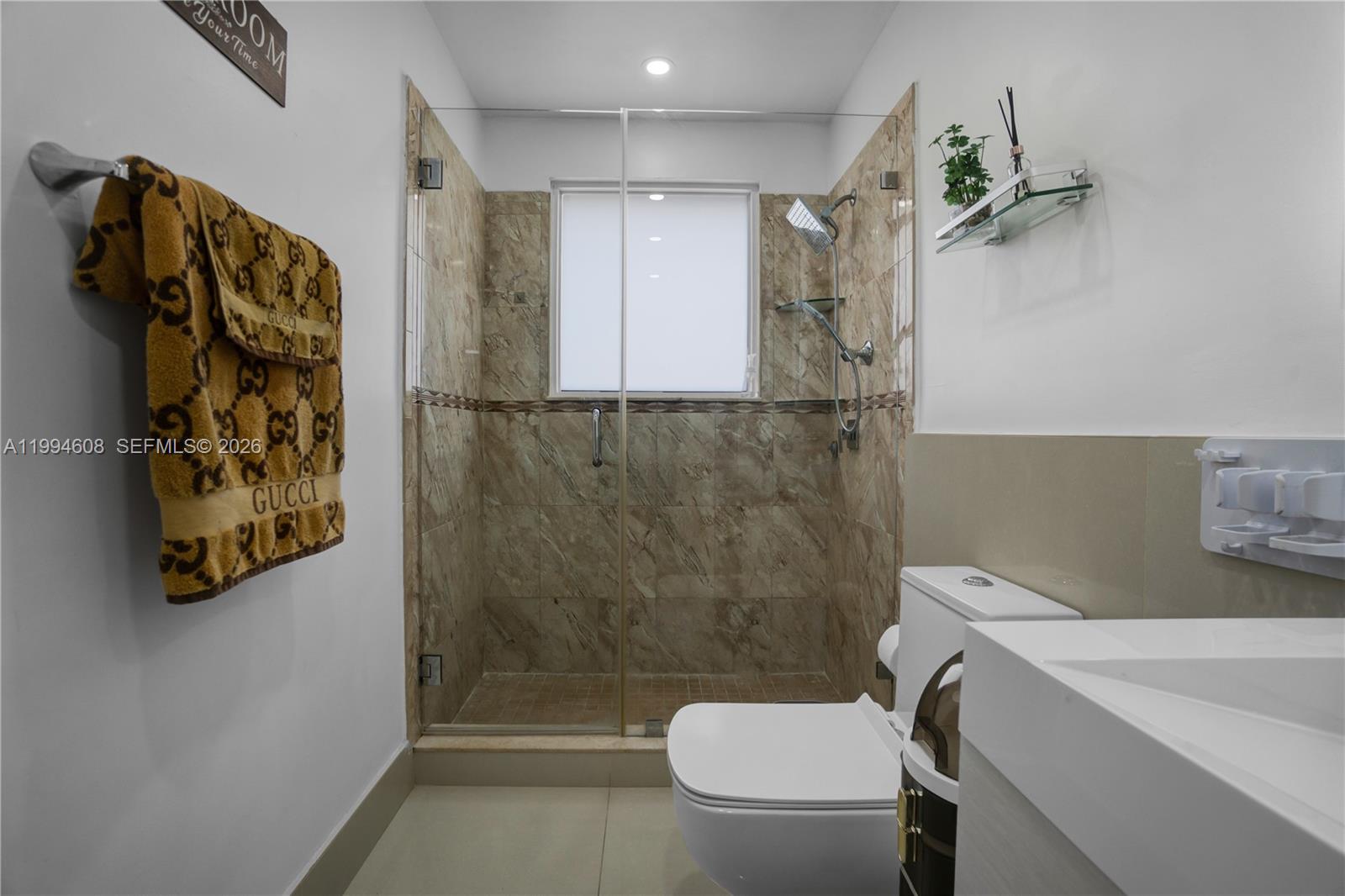 Undisclosed Address Pembroke Pines, FL 33029