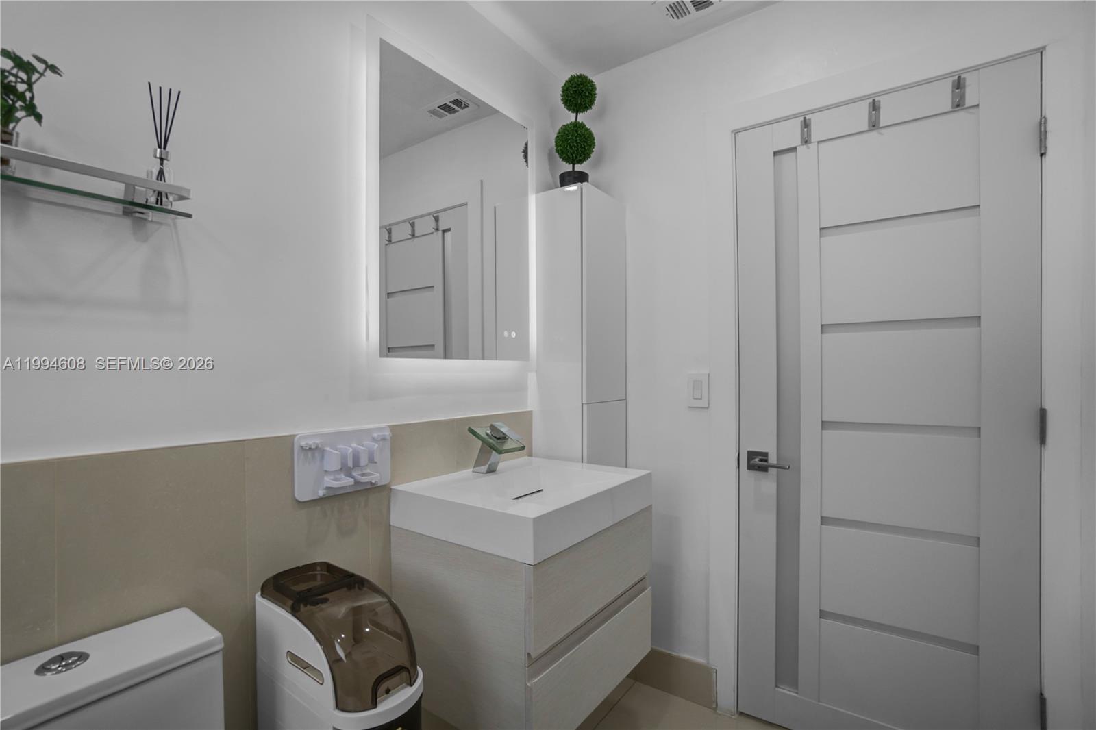 Undisclosed Address Pembroke Pines, FL 33029