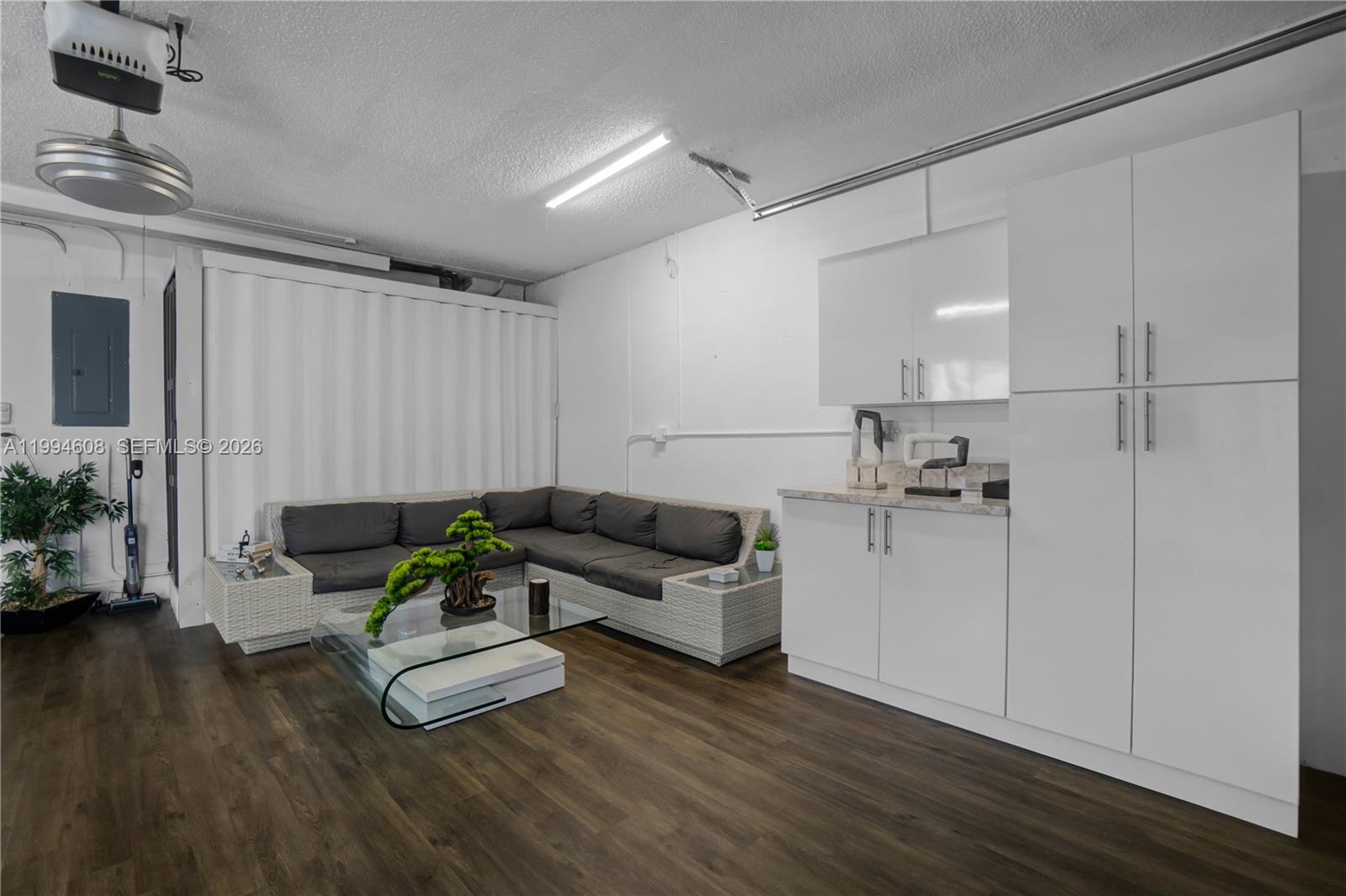 Undisclosed Address Pembroke Pines, FL 33029