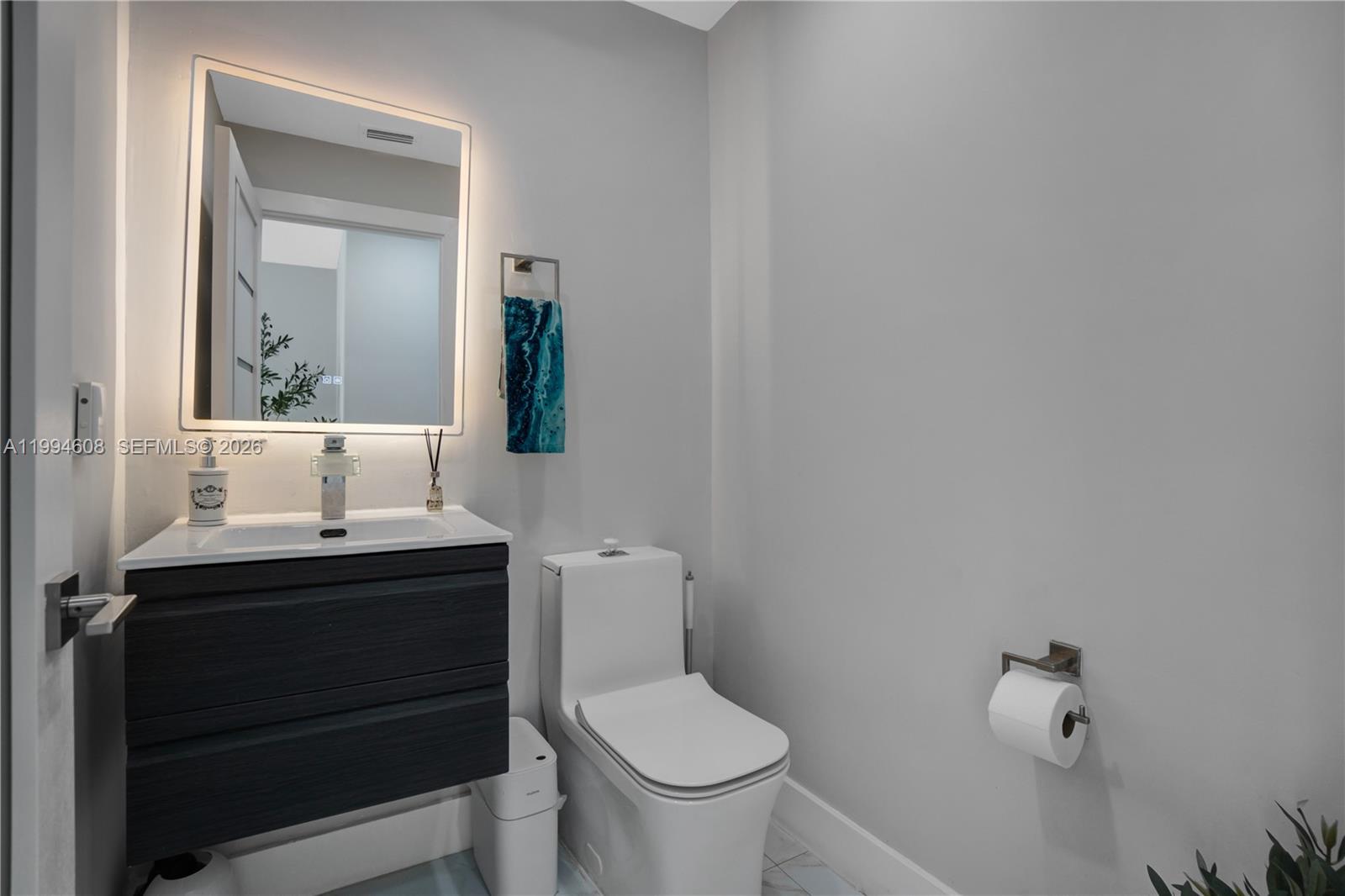 Undisclosed Address Pembroke Pines, FL 33029